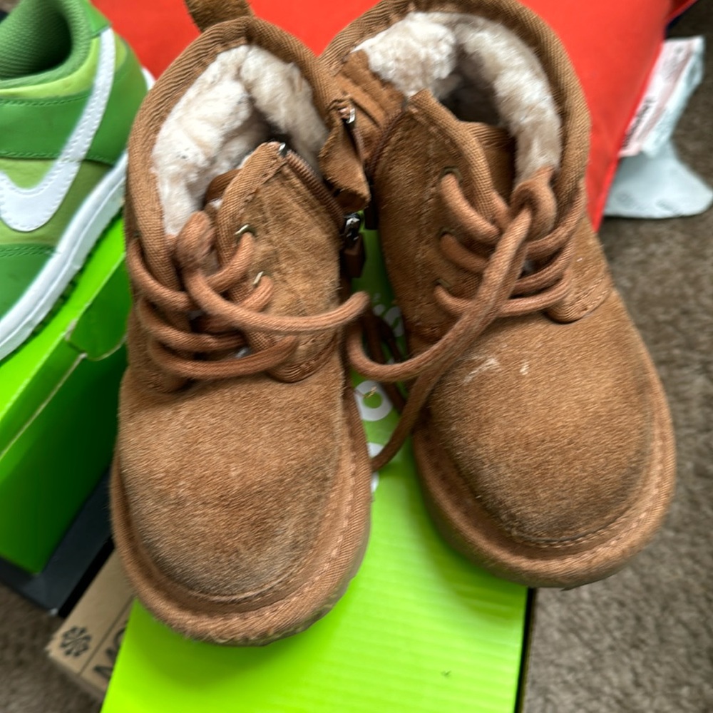Ugg boot(boy)